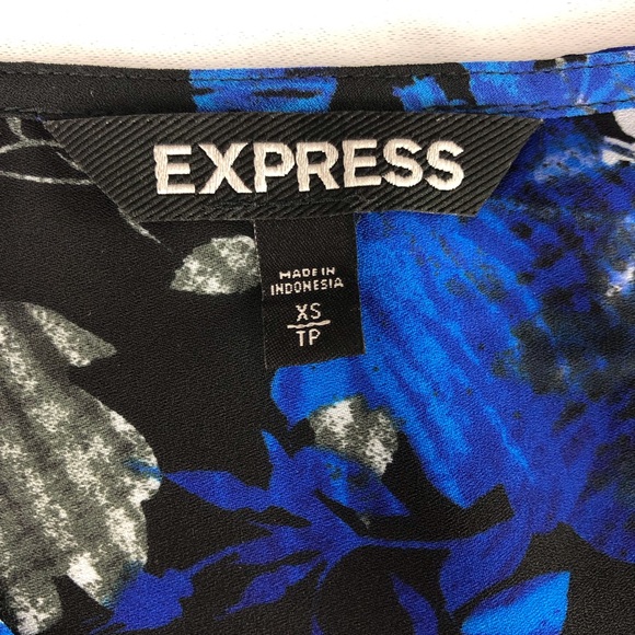 Express Black Floral Tunic Top - Picture 7 of 16